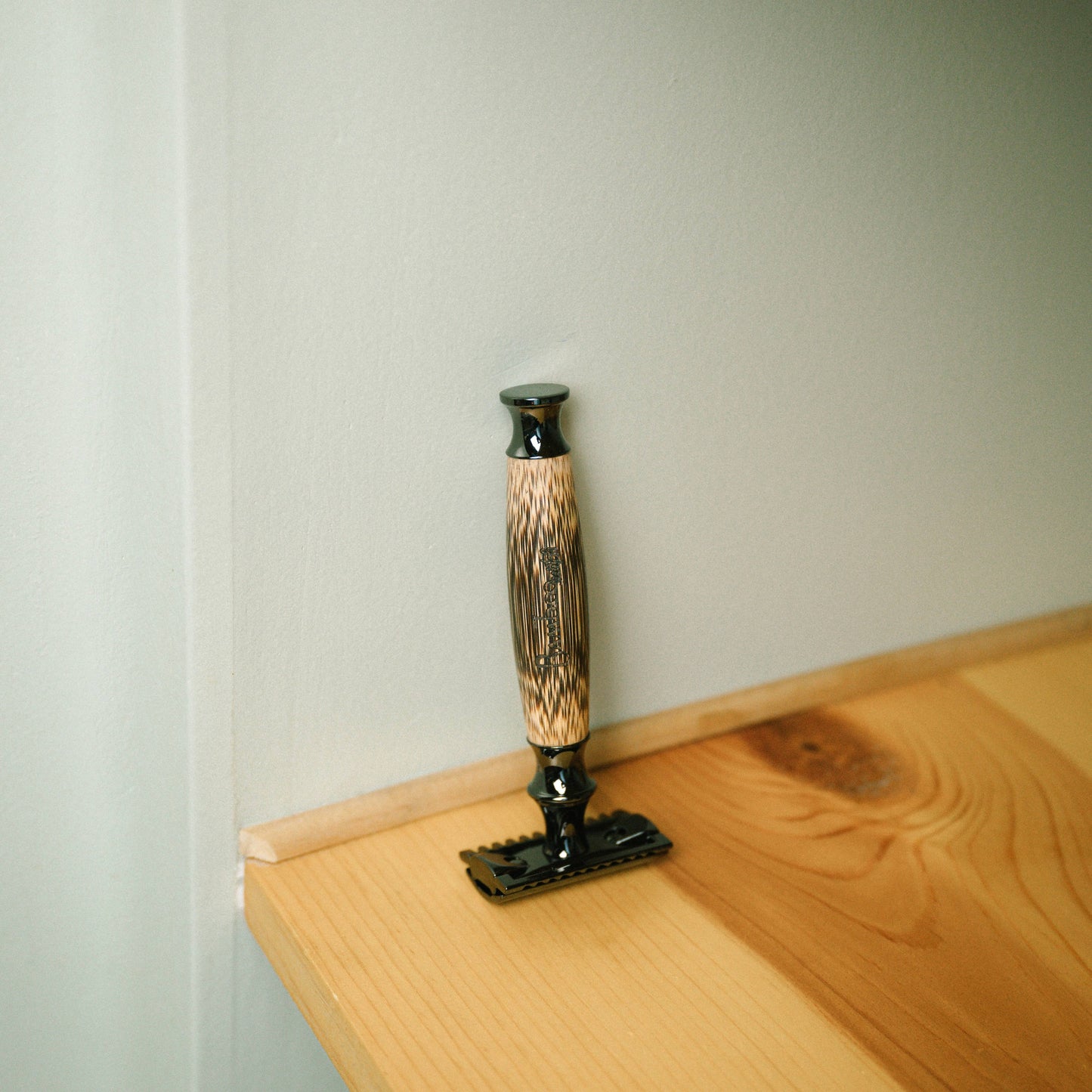 Bamboo Switch Bamboo Stainless Steel Safety Razor