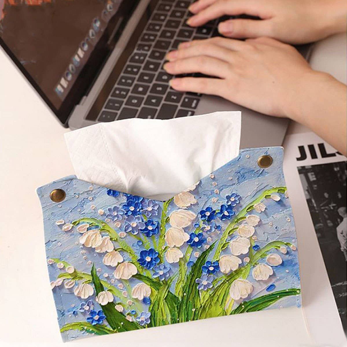 KOI LEATHER TISSUE BOX