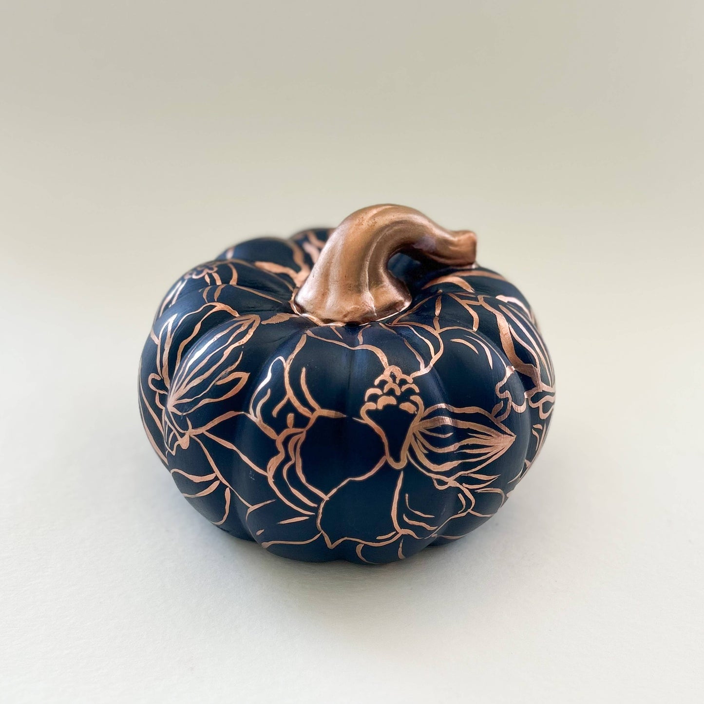 Jessica Reynolds Indigo and Copper Floral Pumpkin