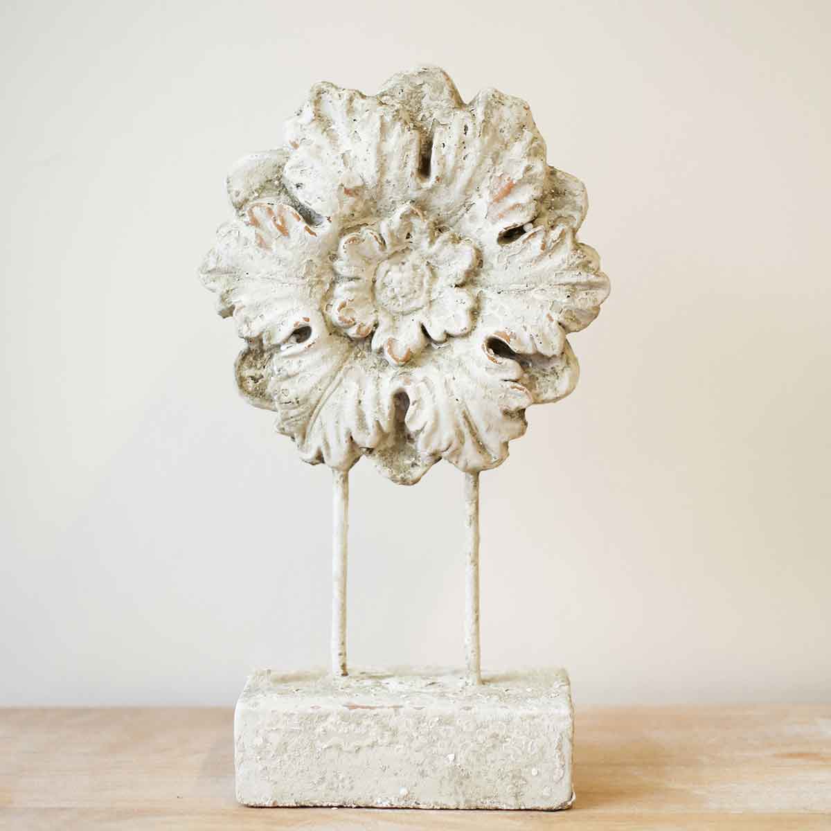 Royal Standard Flora Medallion Decor Antique Cream