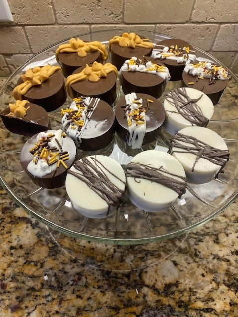 Onic Brands Cake Puck