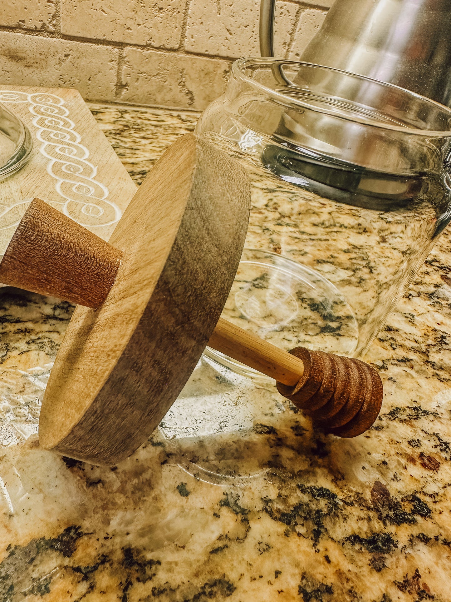 Onic Brands Honey Jar