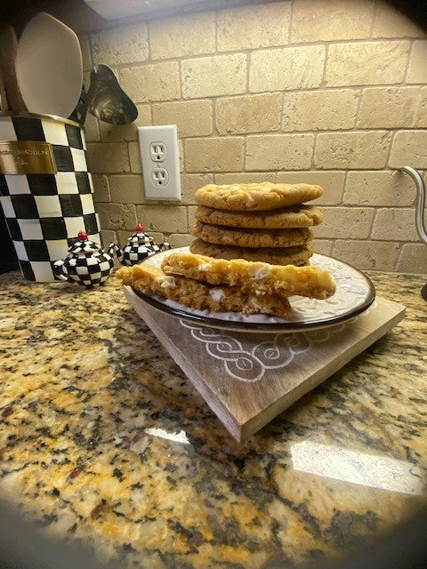 Jumbo White Macadamia Cookies