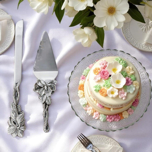 Magnolia Cake Knife and Pie Server