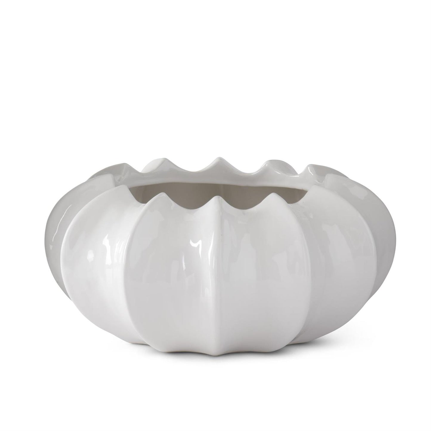K&K 12" White Stoneware Vintage Style Scalloped Bowl