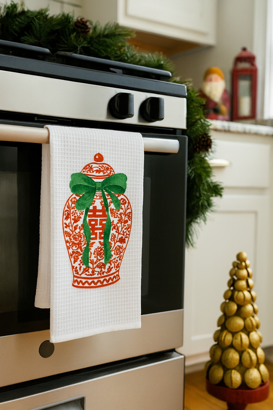 Design Carolinas Red Ginger Jar with Green Bow Christmas Kitchen Towel