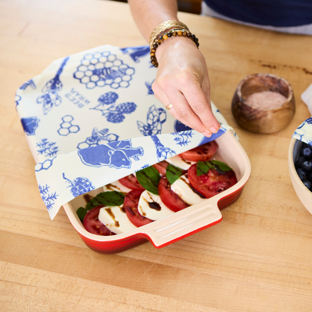 Bee's Wrap® Cut-to-Size Roll - Bees & Bears