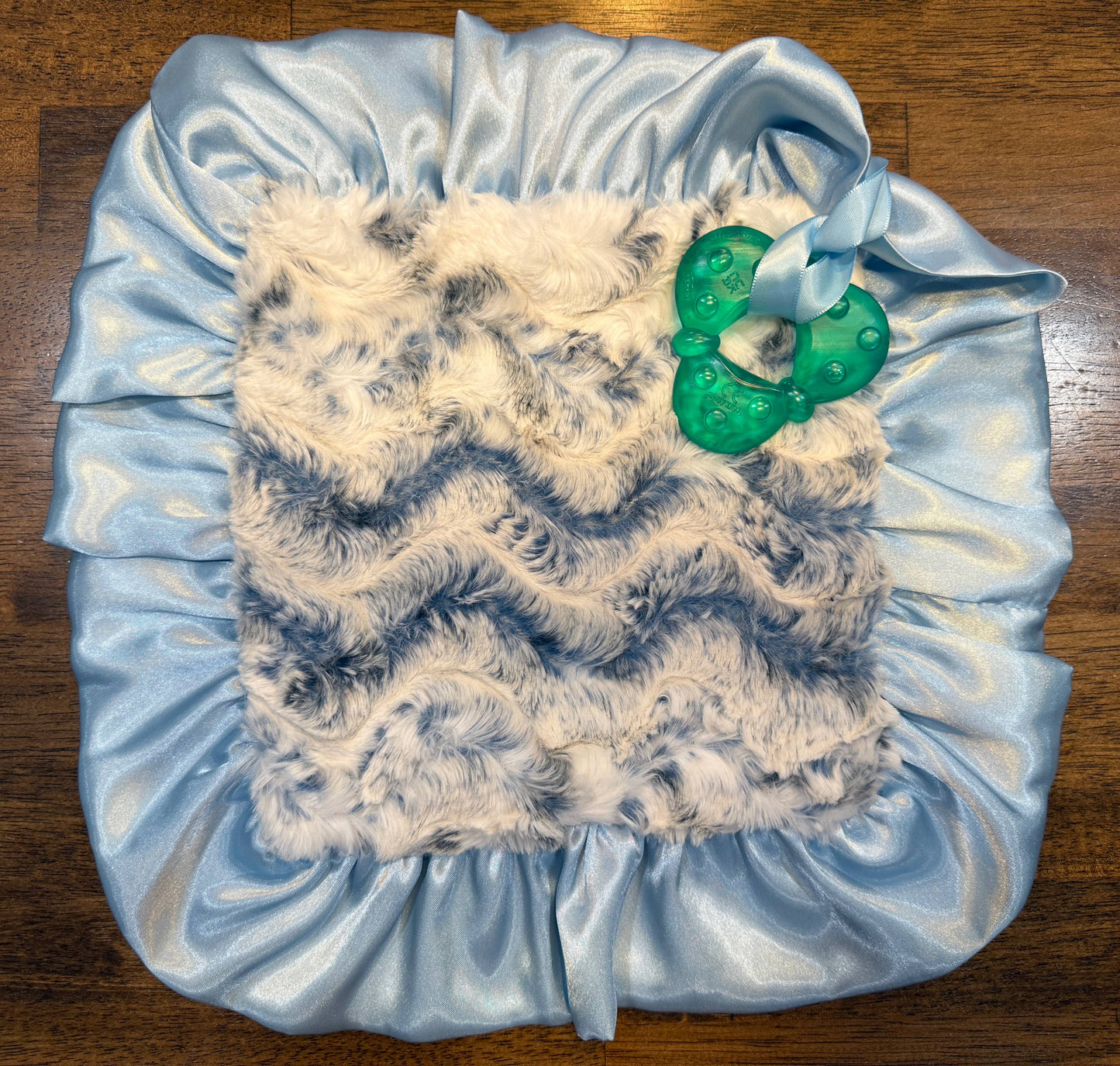 Cuddle Couture Snowy Owl Minky Blanket (Standard Size)  
