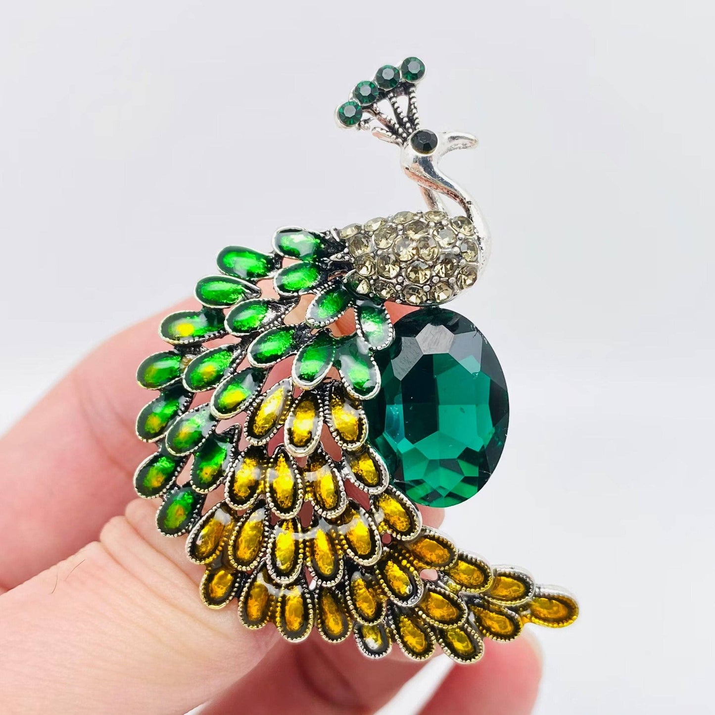 Mio Queena Enamel Colored Rhinestone Peacock Brooch