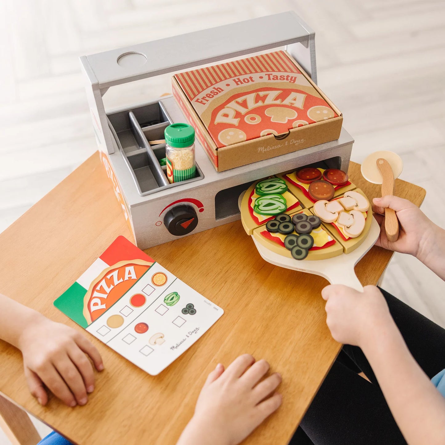 Melissa & Doug Top & Bake Pizza Counter
