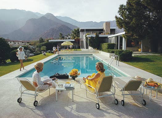 Piecework Poolside Gossip - Slim Aarons Collab - 1000 Piece Puzzle