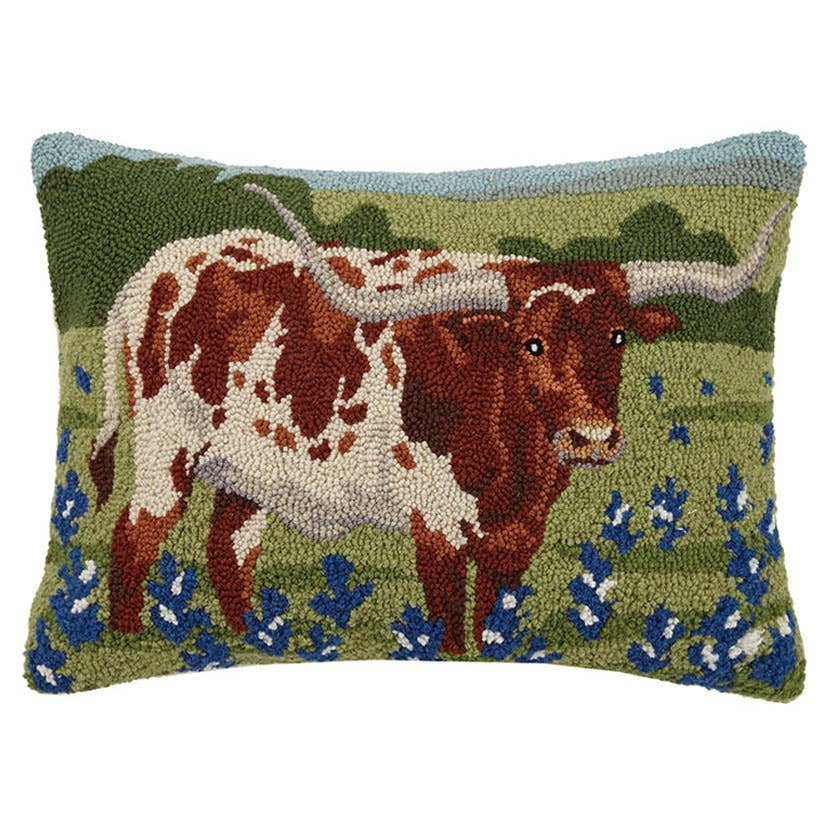 Peking Handicraft LONGHORN IN BLUE BONNETS FIELD HOOK PILLOW