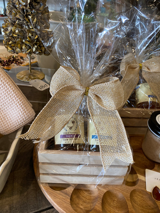 Savannaha Bee Small Gift Basket (Wood Crate)