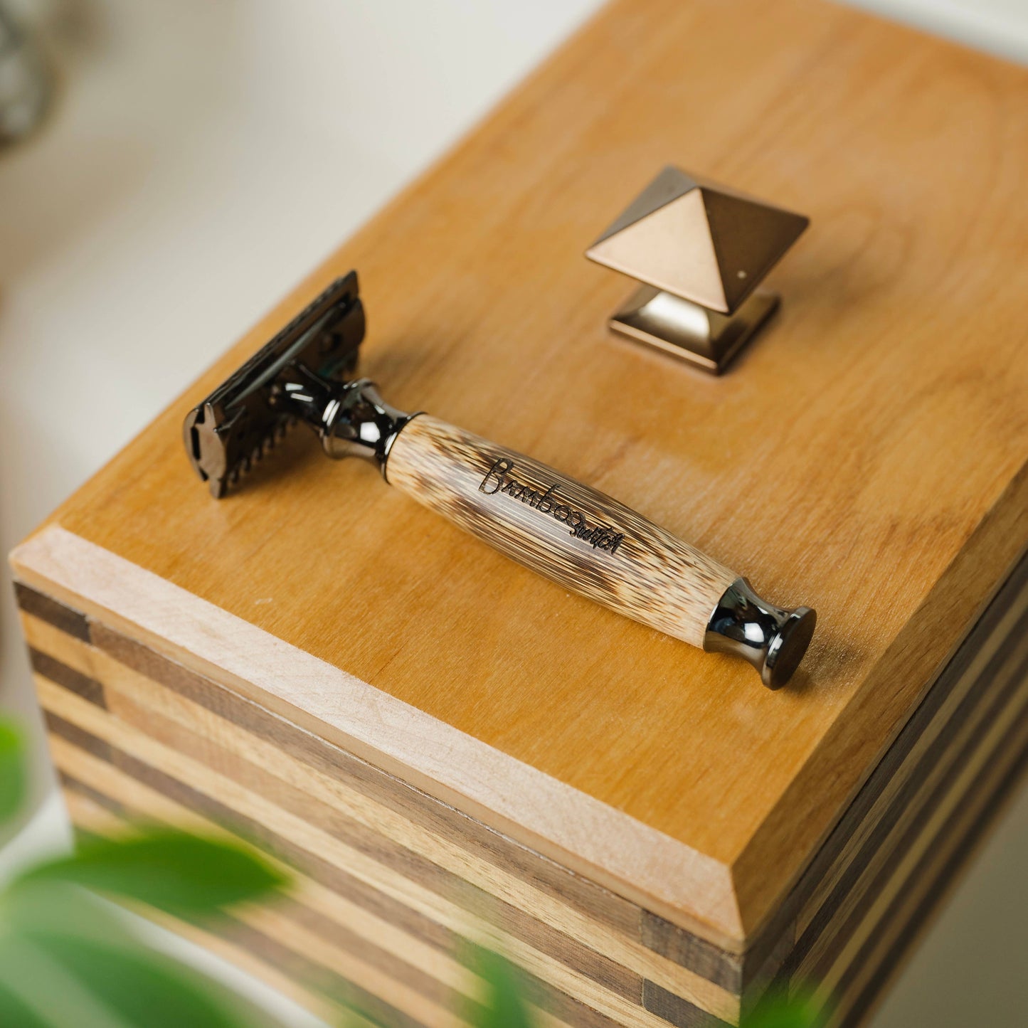 Bamboo Switch Bamboo Stainless Steel Safety Razor