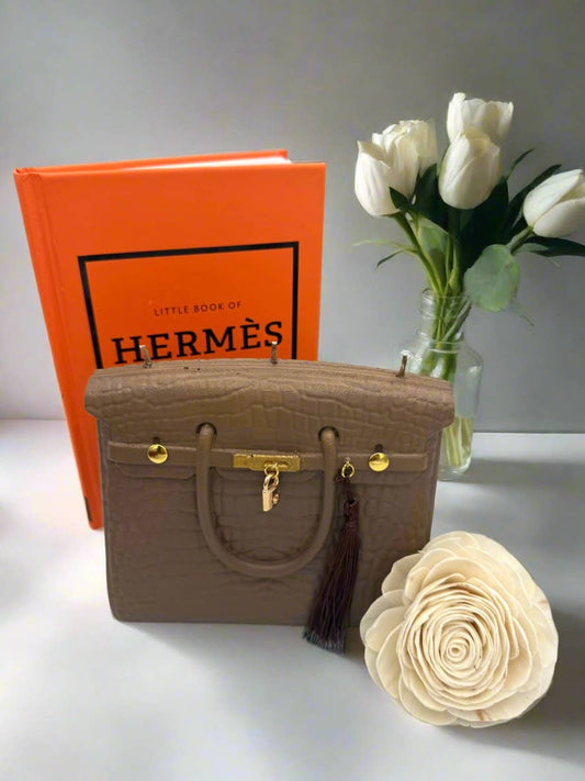 AromaLisa Luxury Candle Purse