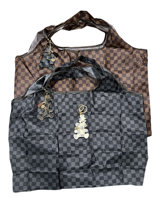 Ode to Loui Vuitton... Everyone's favorite reusable shopping  / beach bag