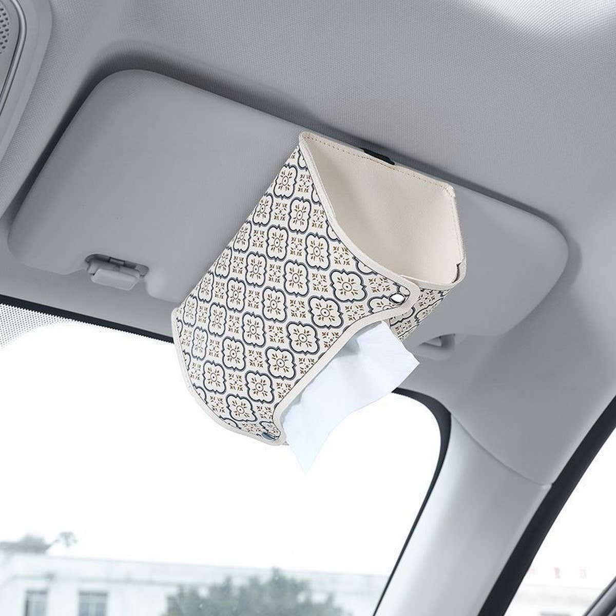 CAR SEATBACK HANGING TISSUE BOX