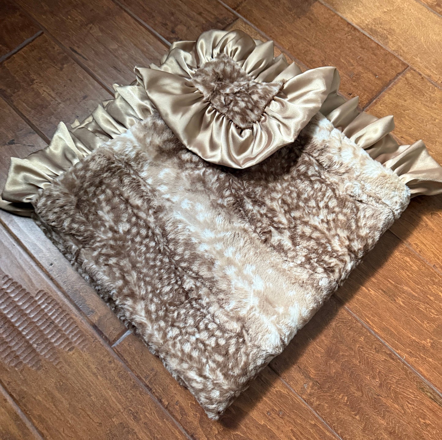 Cuddle Couture Doe Classic Minky Blanket (Car Seat Size)