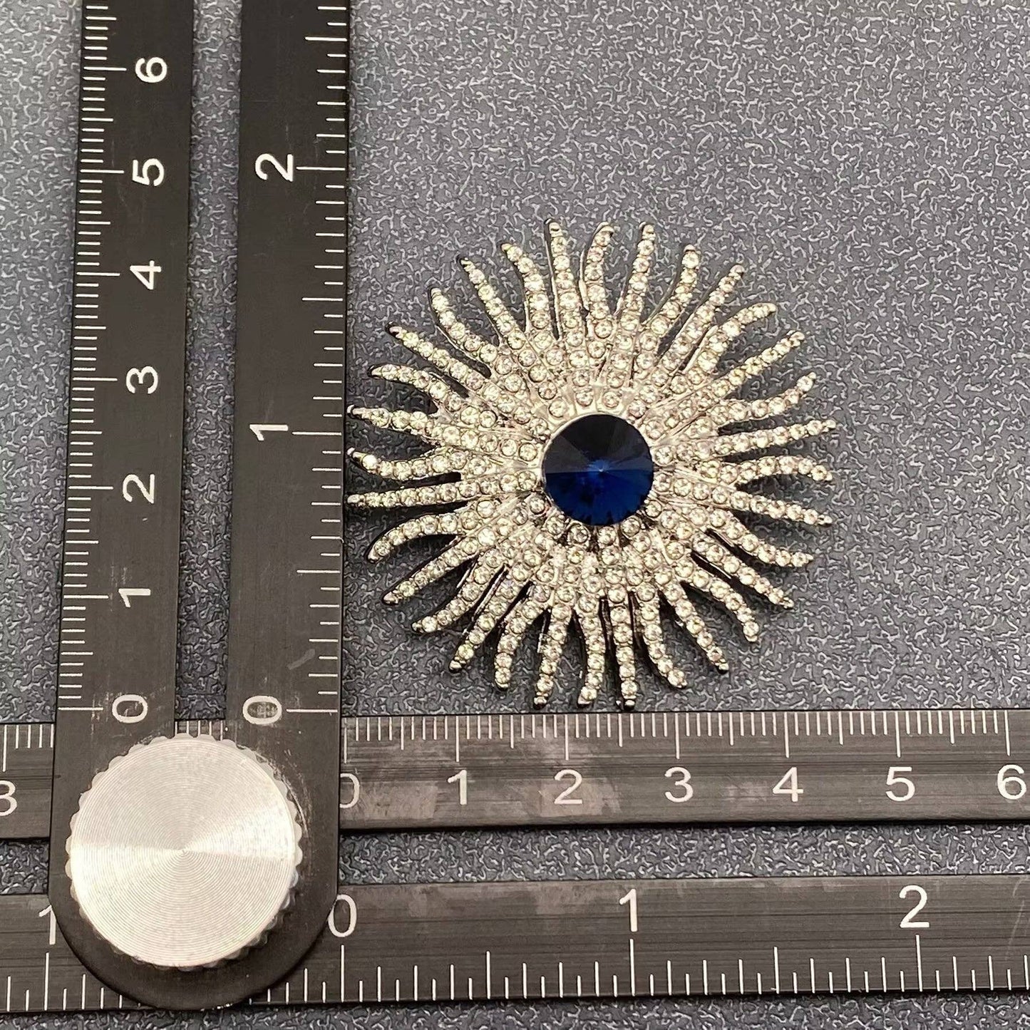 Mio Queena Silver-tone Full Rhinestone Brooch