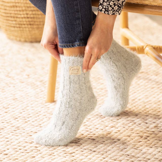 Demdaco Giving Socks - Cream