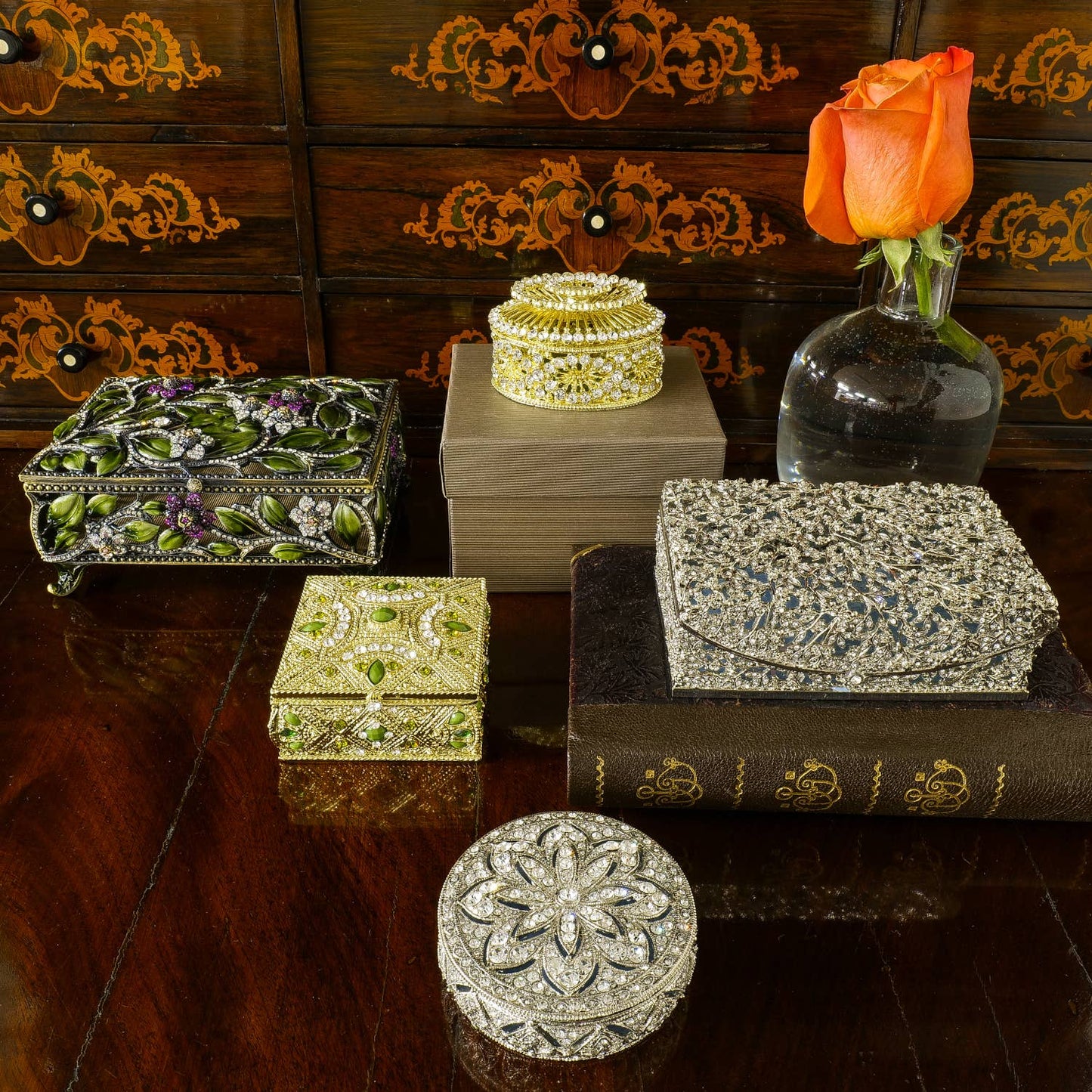 Olivia Riegel Windsor Round Box | Silver Box | Gold Box | Boxes