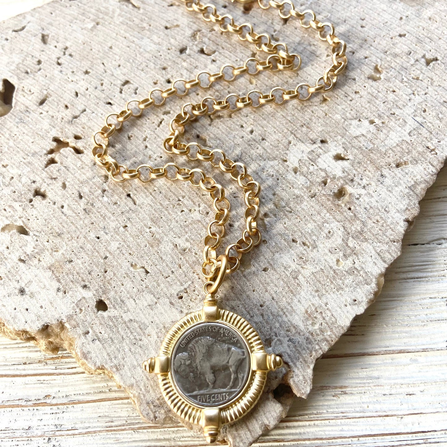 VB & Co. Buffalo Coin Necklace Matte Gold