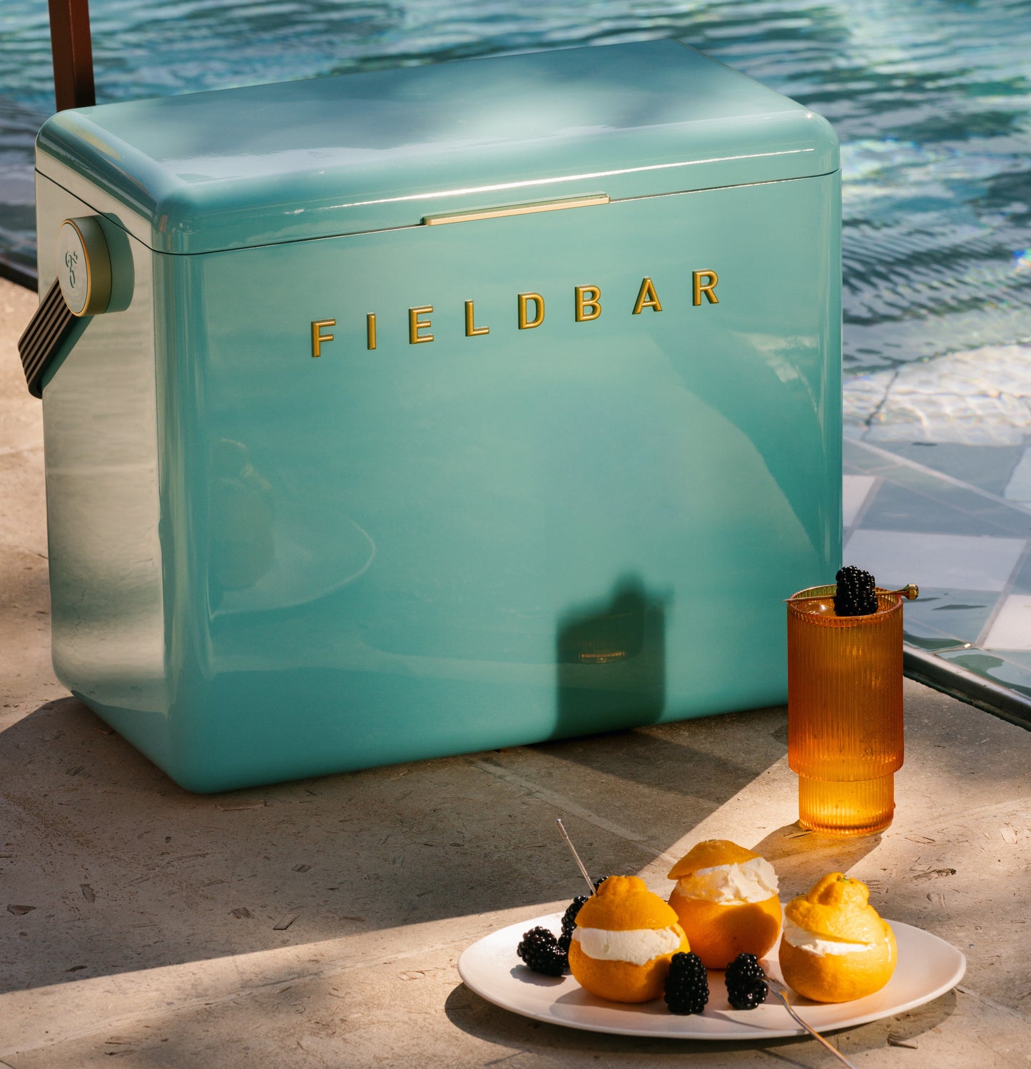 Fieldbar Drinks and Gin Box, Bazaruto Blue, (10.5qt or 24 liter)