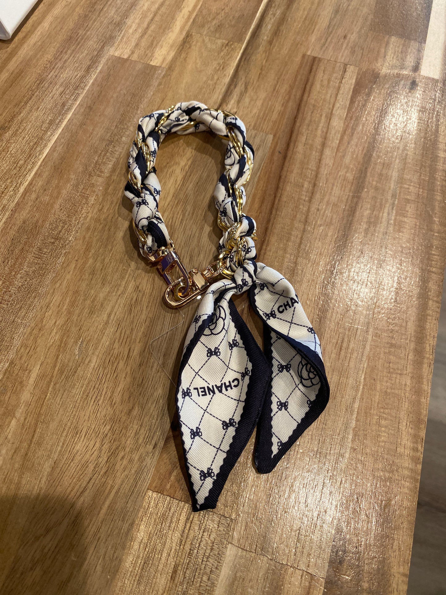 KP Phone Chain Scarf