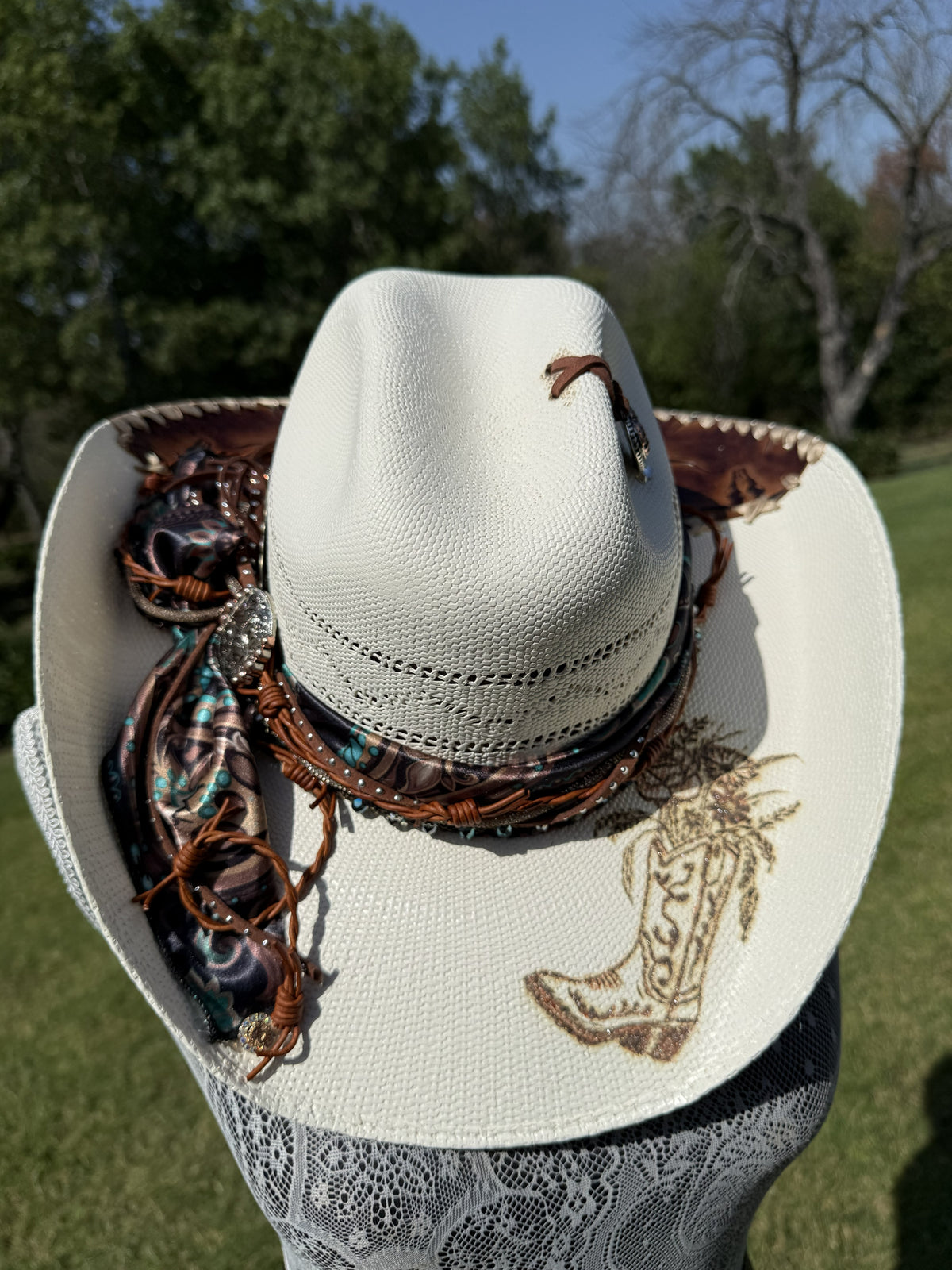 Annie’s Touch Straw Cowgirl Hat - The Wild Western