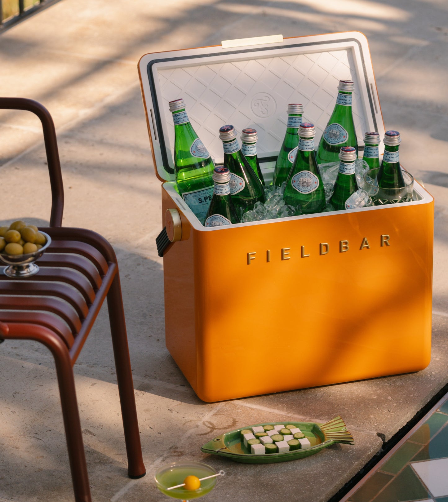 Fieldbar Drinks and Gin Box, Orchard Orange, (10.5qt or 24 liter)