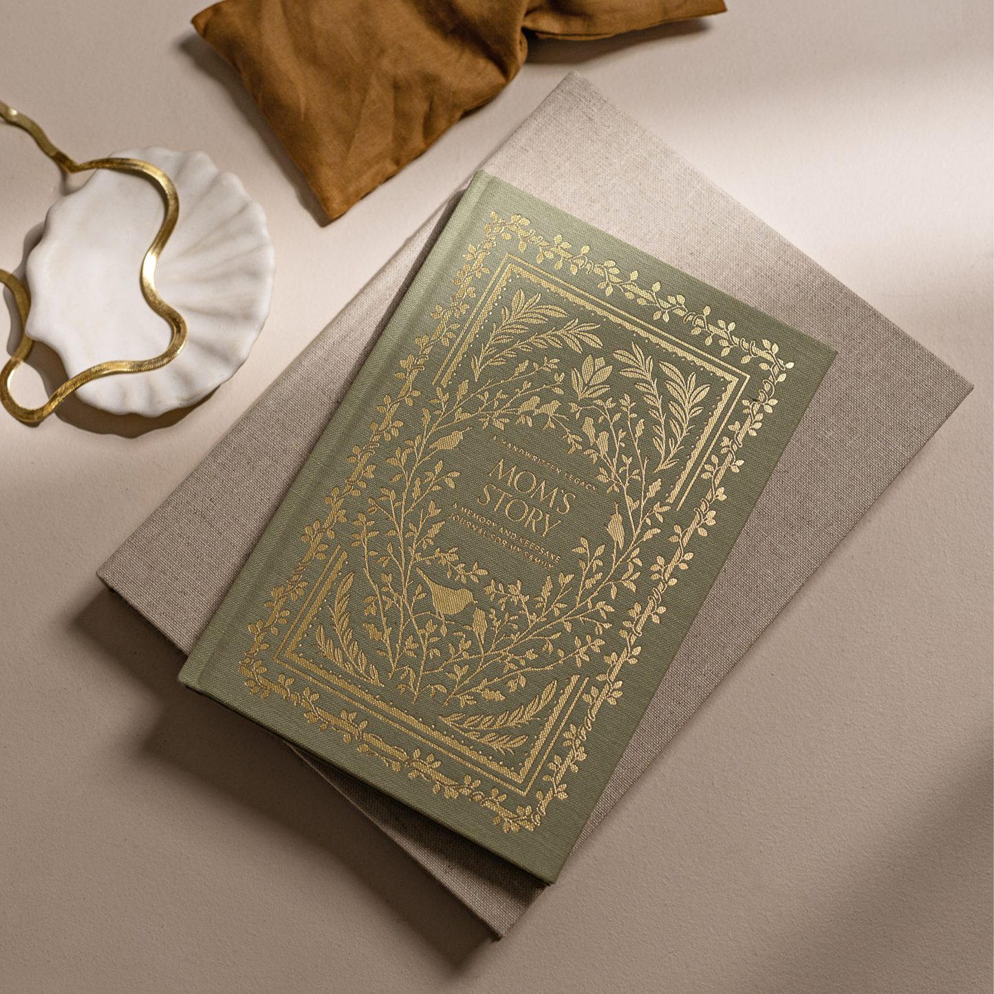 Paige Tate & Co. Mom's Story: A Memory and Keepsake Journal for My Family