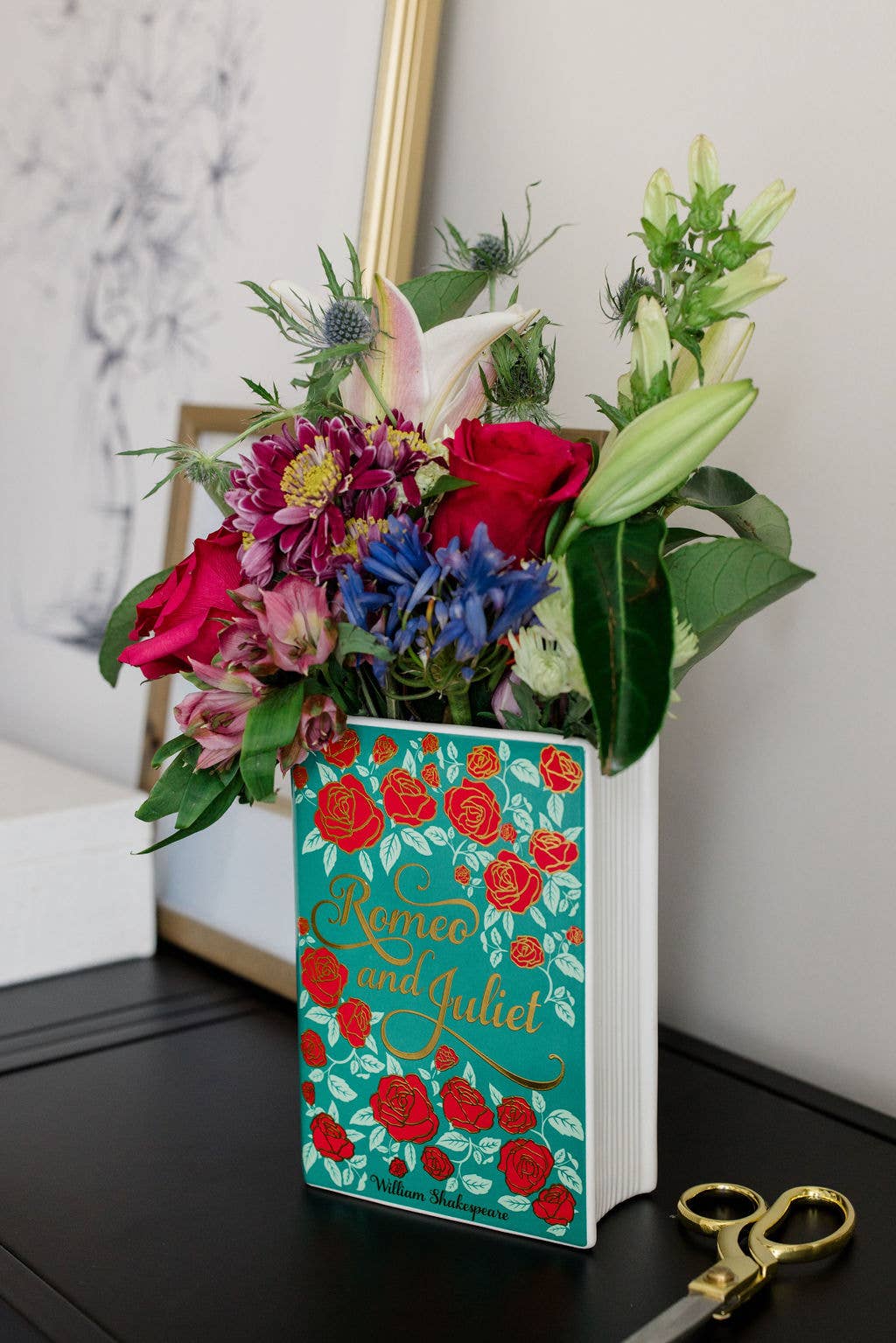Large Book Vase, Romeo and Juliet