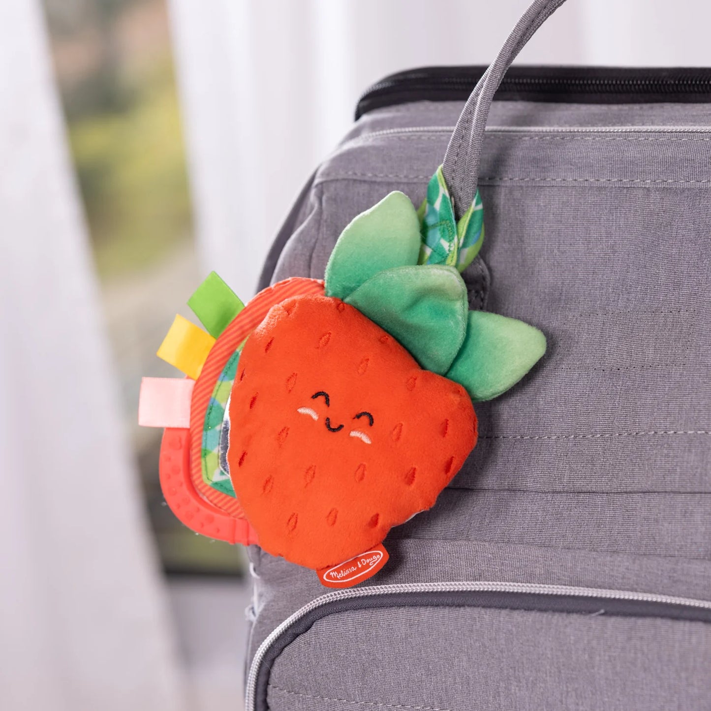 Melissa & Doug Peek-a-Boo Berry Take-Along Toy