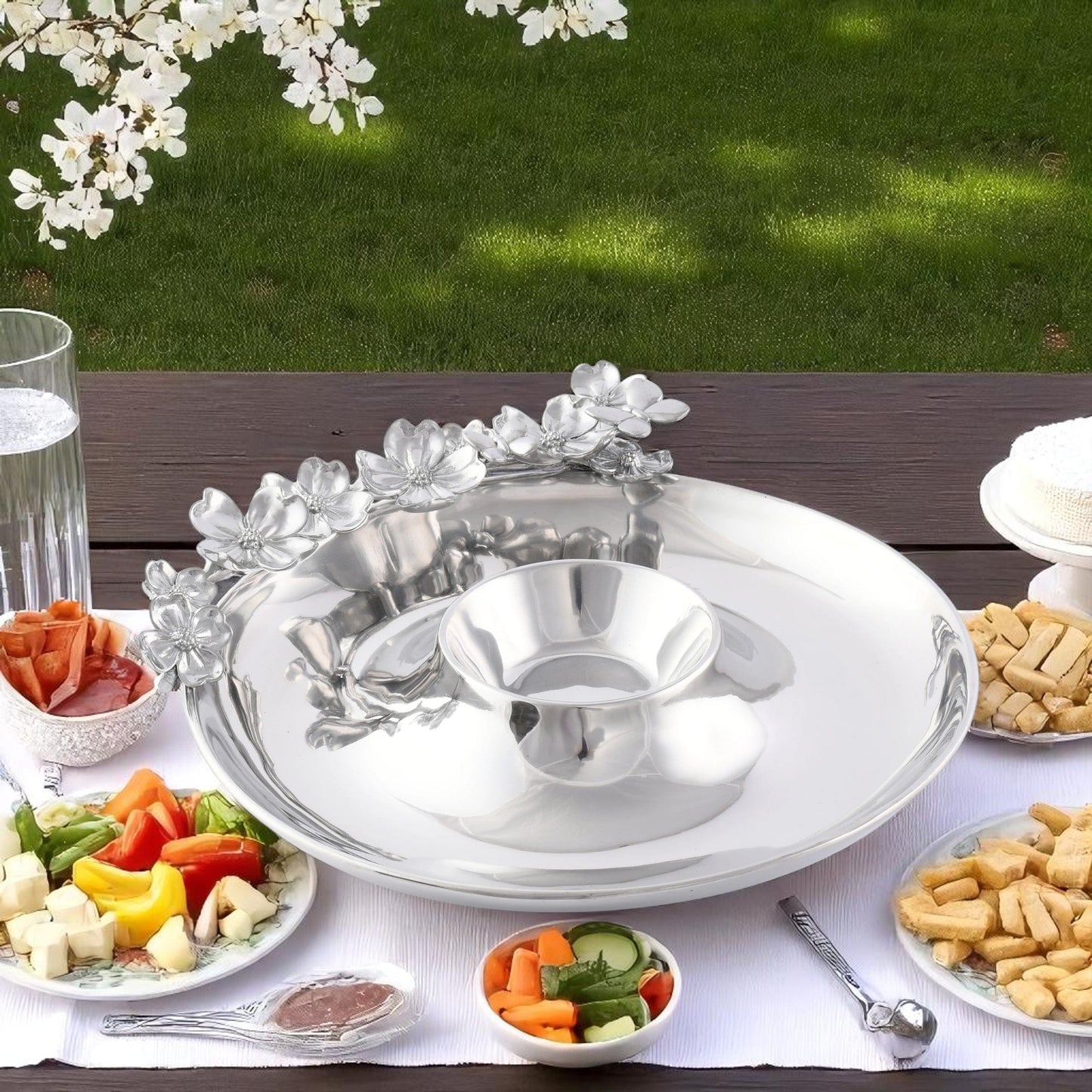 Butterfly and Dogwood Chip and Dip