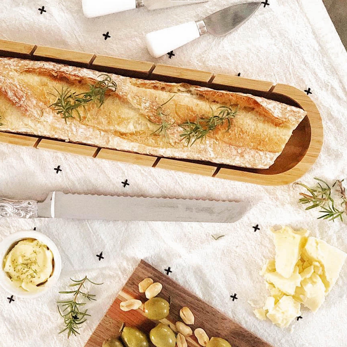 Baguette Board with Grape Bread Knife