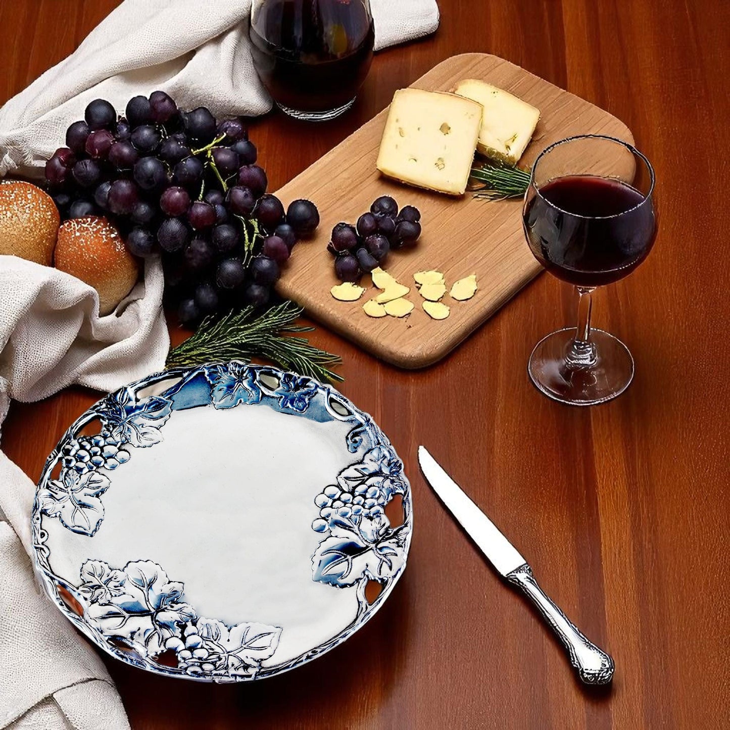 Grape 12 Round Plate