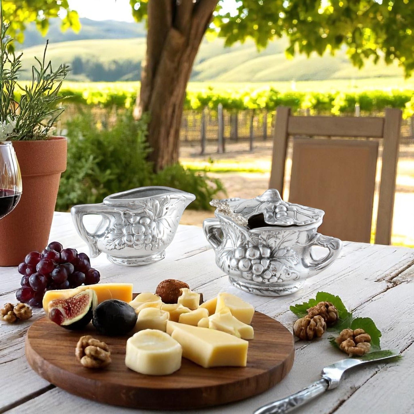 Grape Creamer Set