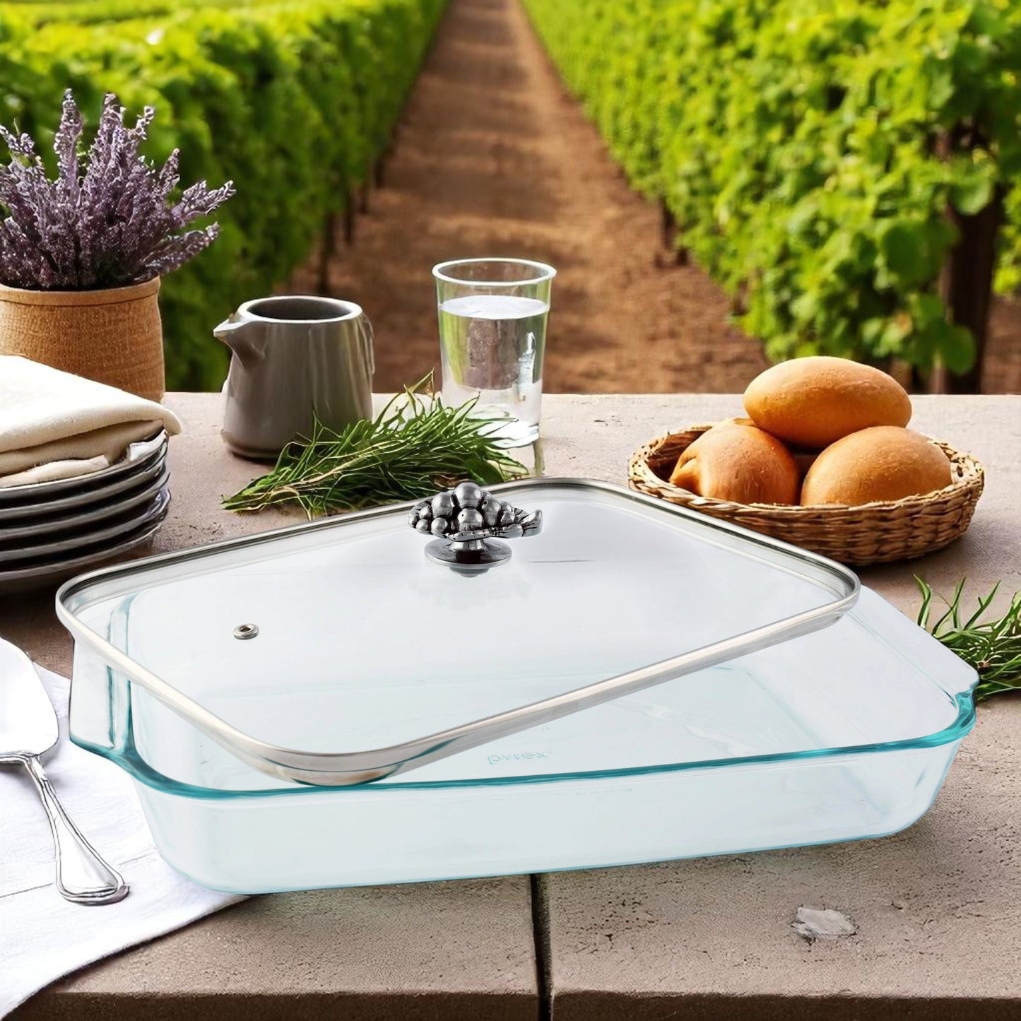 Grape Lid with Pyrex 3 quart Baking Dish