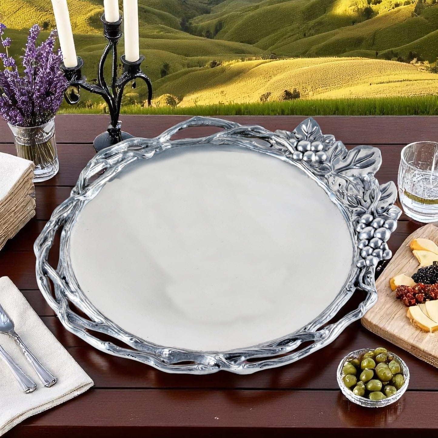 Grape Open Vine Round Tray Large