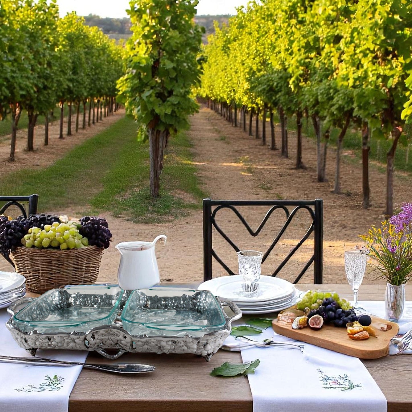 Grape Pyrex Holder 2qt