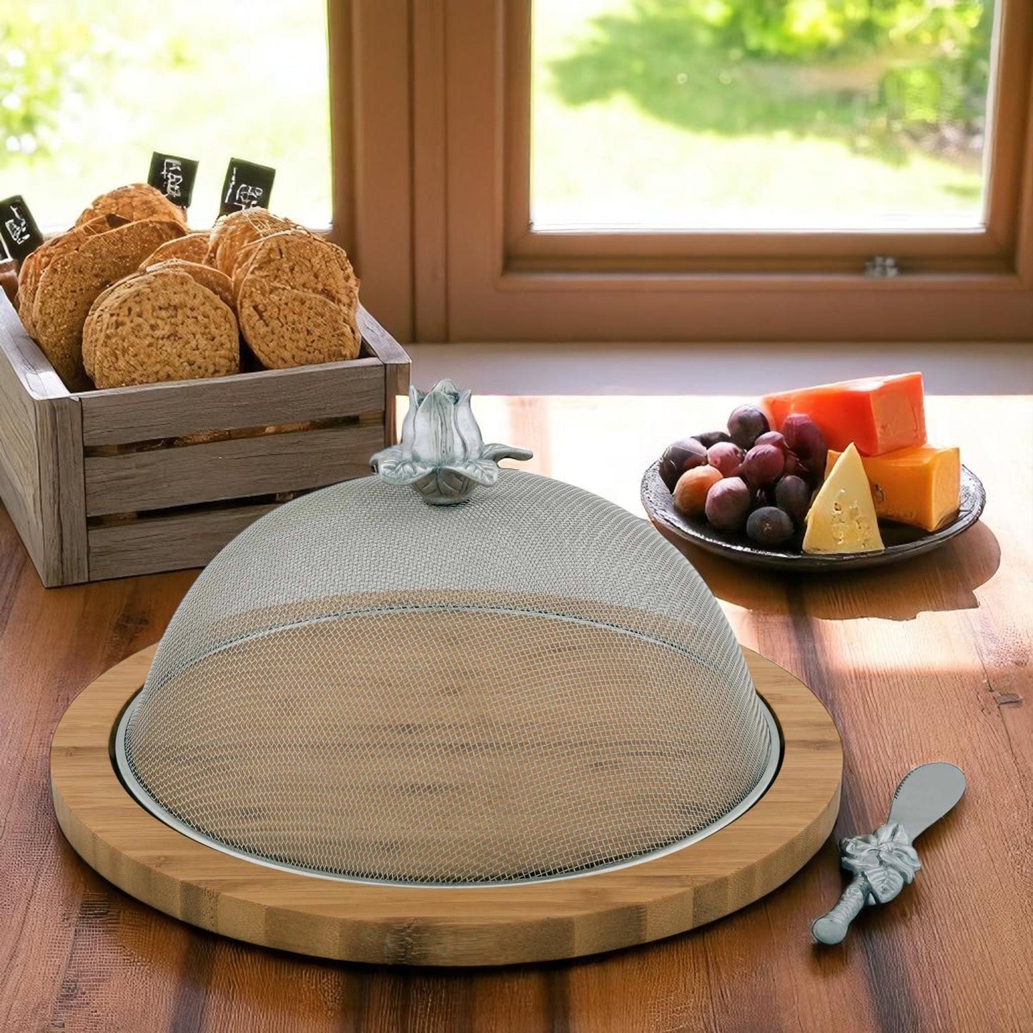 Magnolia 3 Piece Picnic Cheese Board / Spreader