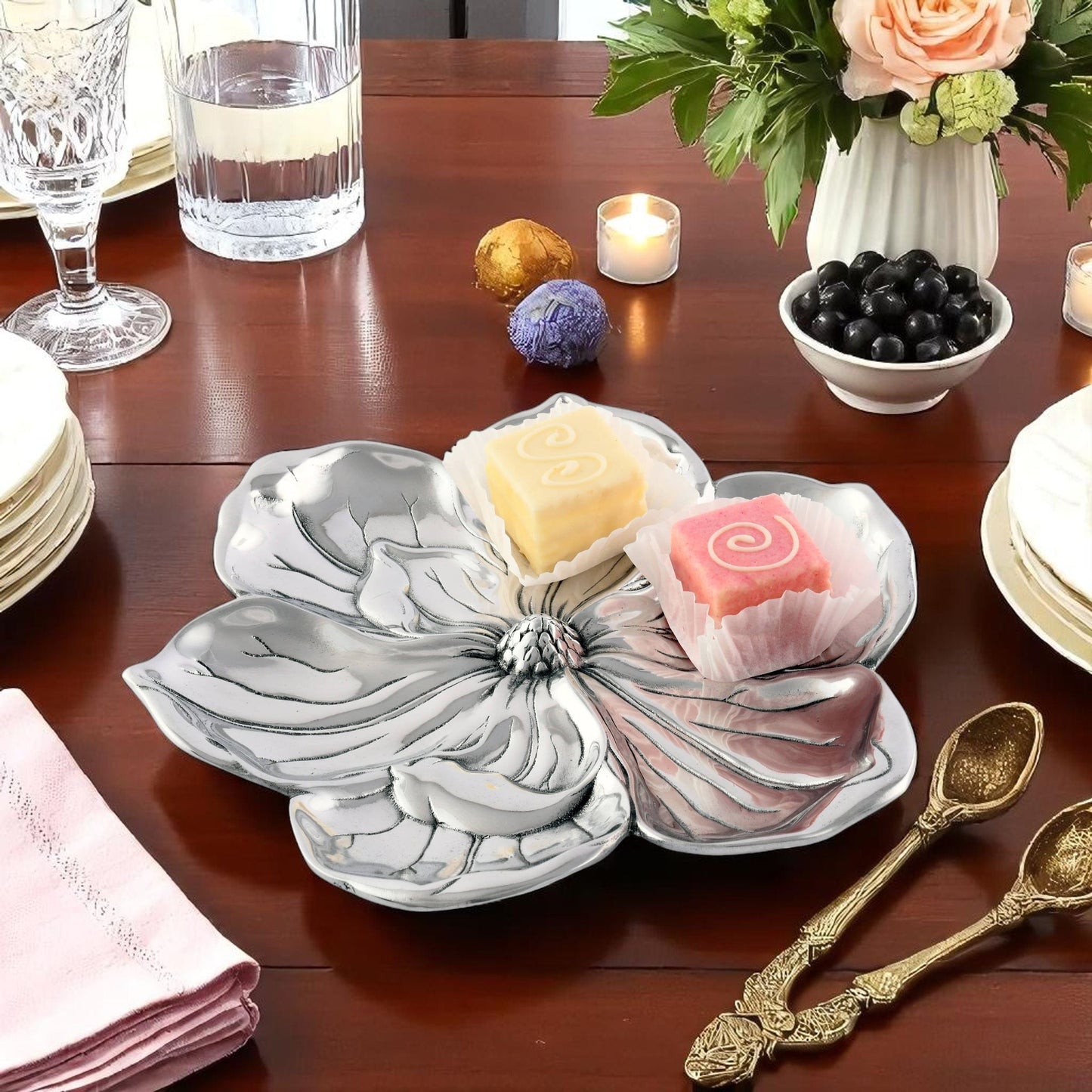 Magnolia Blossom Tray 11