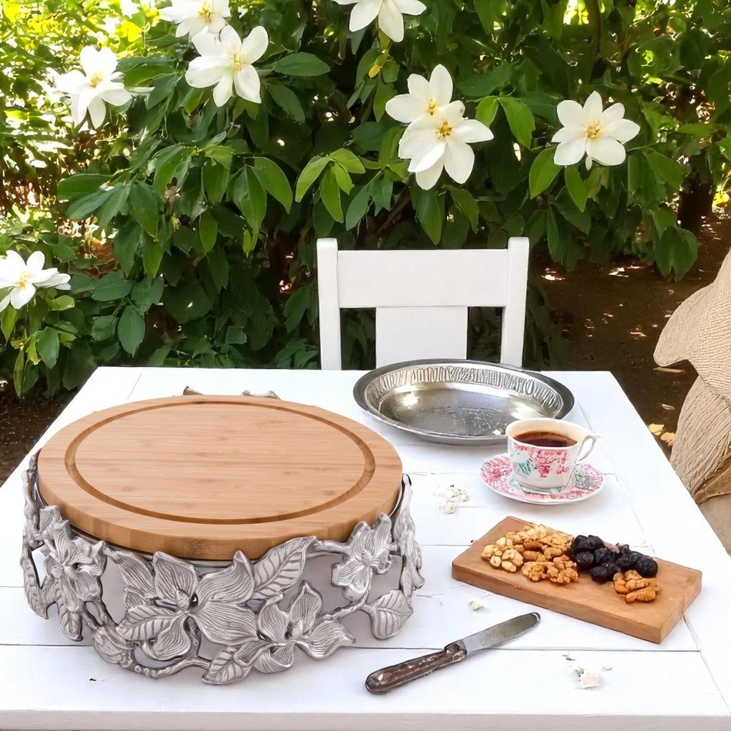 Magnolia Wood Cheese Pedestal