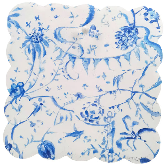 Round Top Gallery Scallop Blue Chinoiserie Display Board