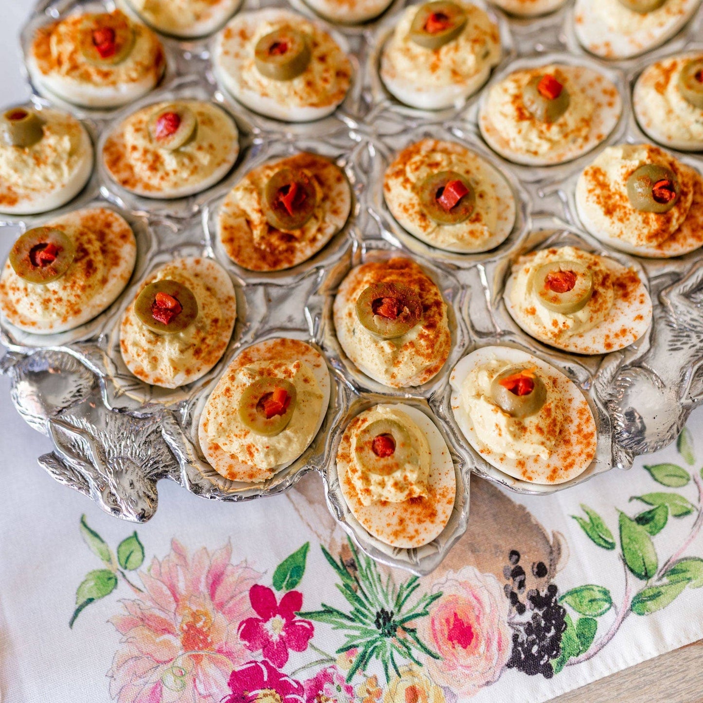 Arthur Court Bunny Deviled Egg Holder Large