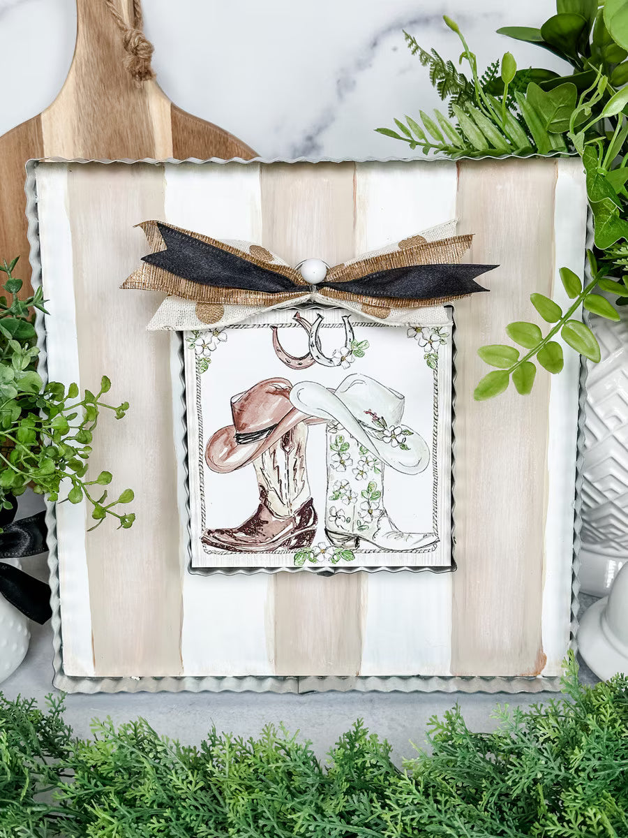 Round Top Cream & White Display Board