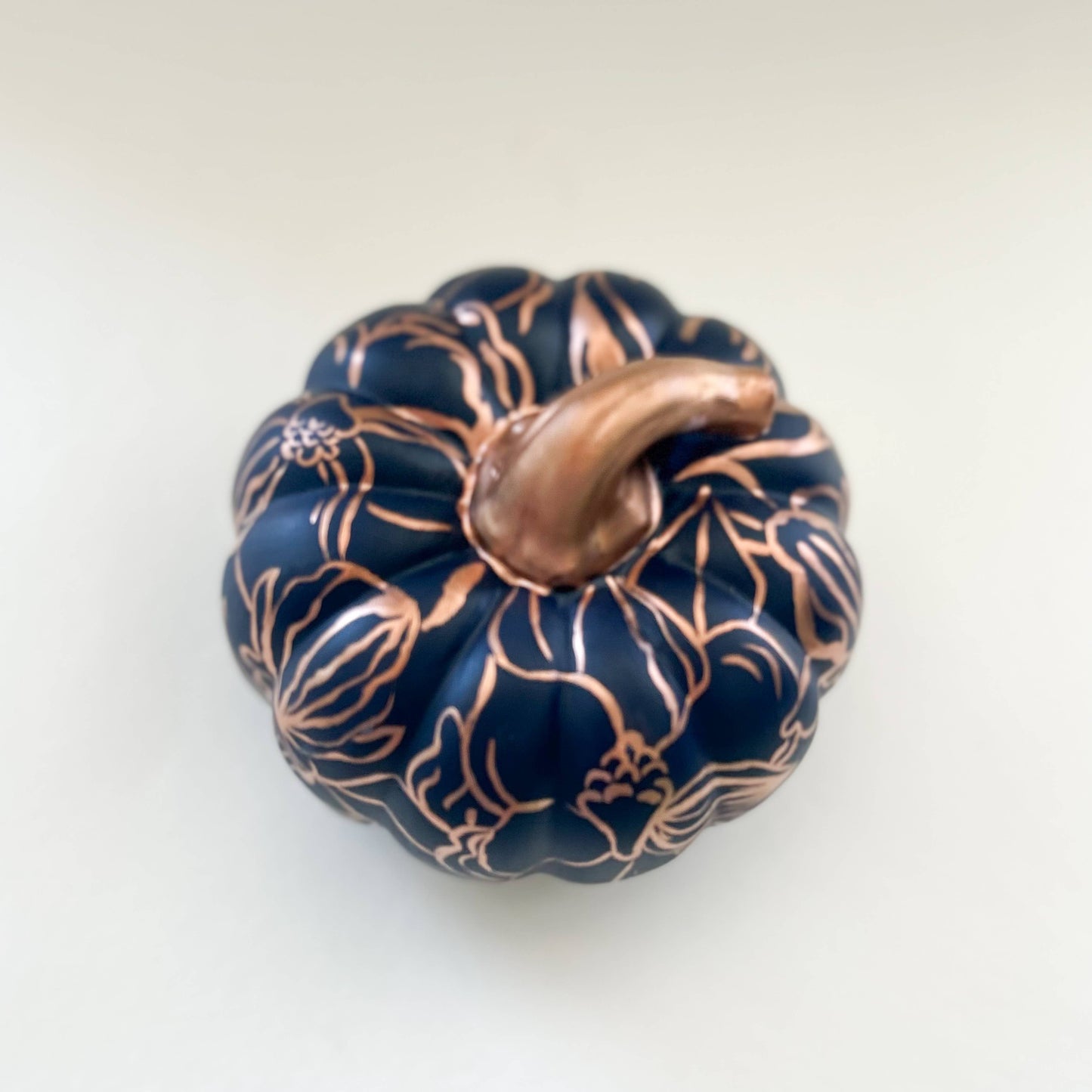 Jessica Reynolds Indigo and Copper Floral Pumpkin
