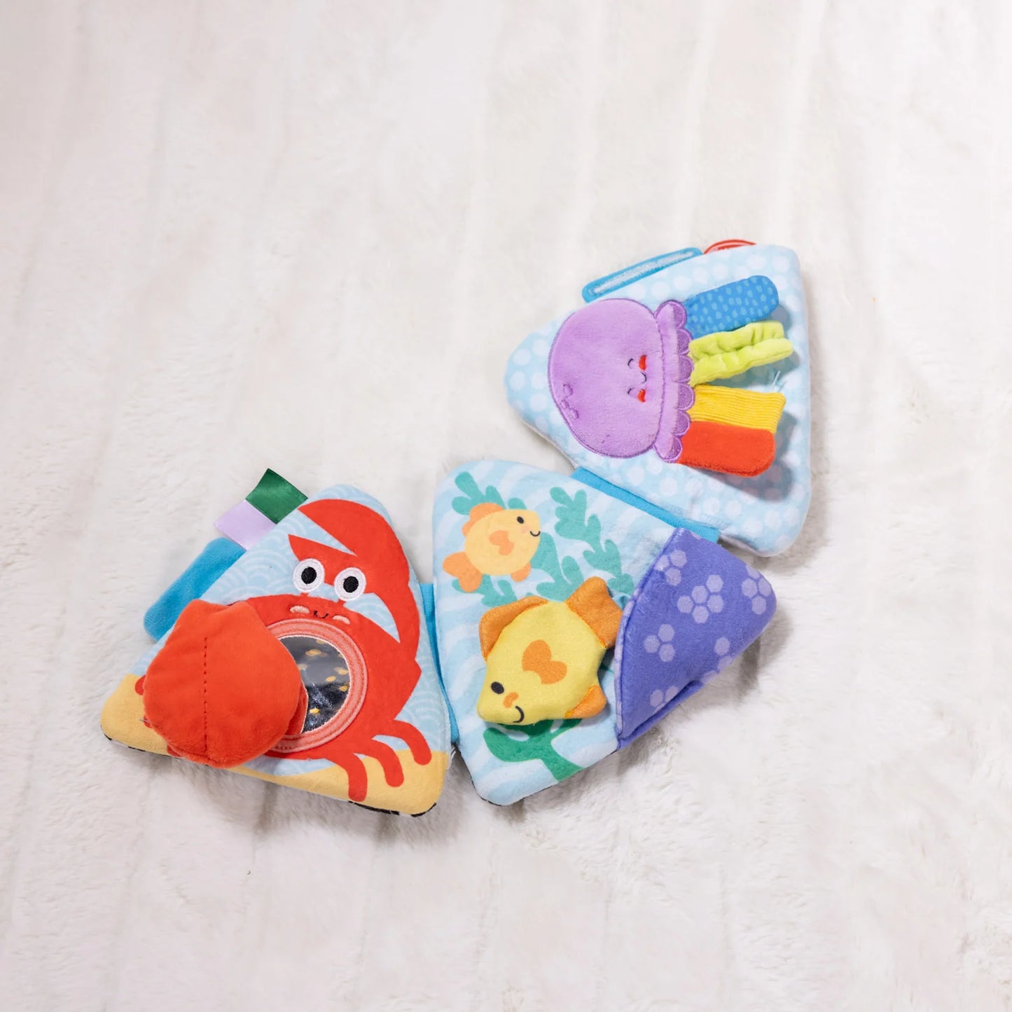 Melissa & Doug Ocean Tummy Time Triangle