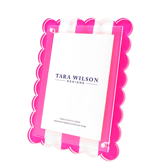 Tara Wilson SCALLOP FRAME - PINK & WHITE STRIPE