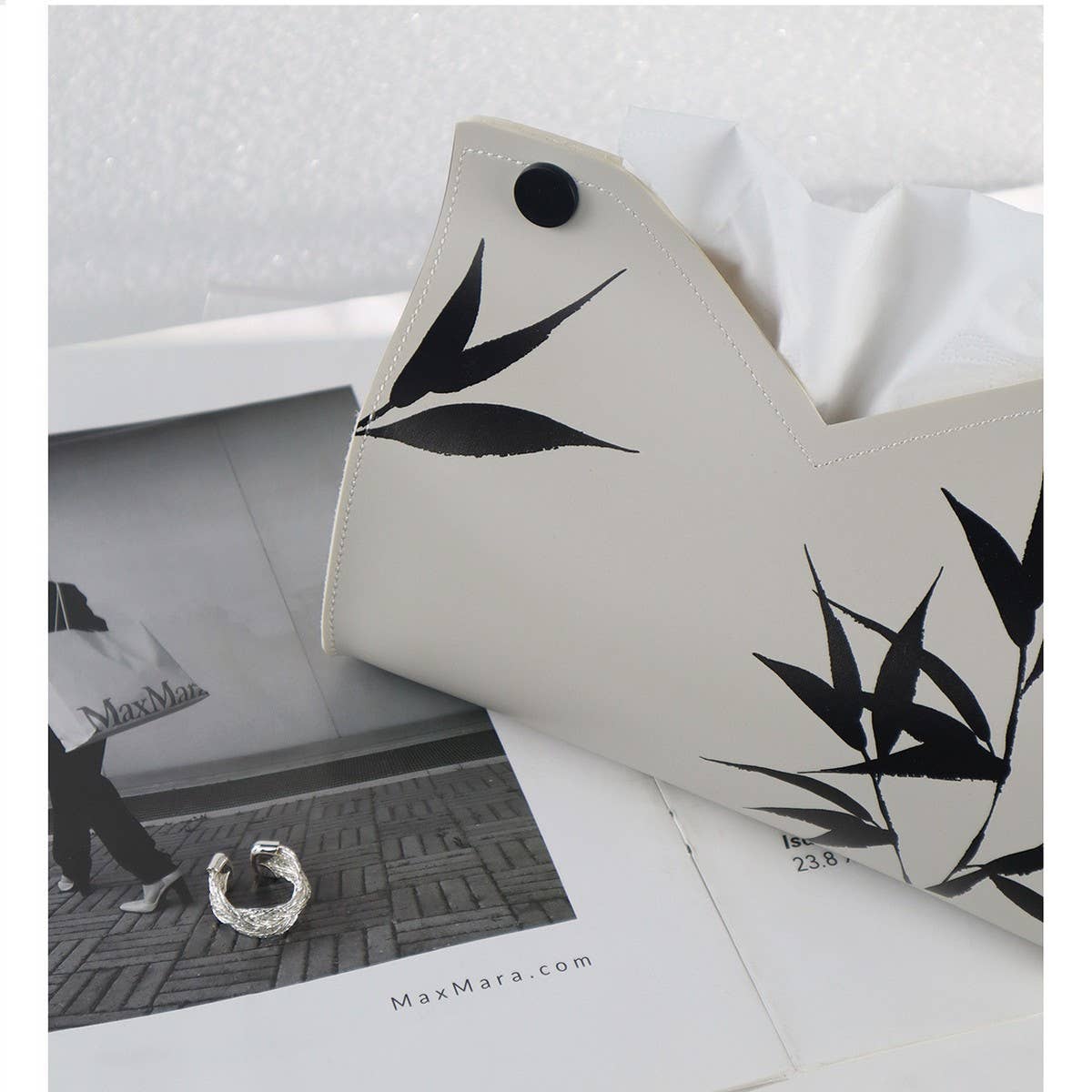 BAMBOO LEAF Leather Tissue Box